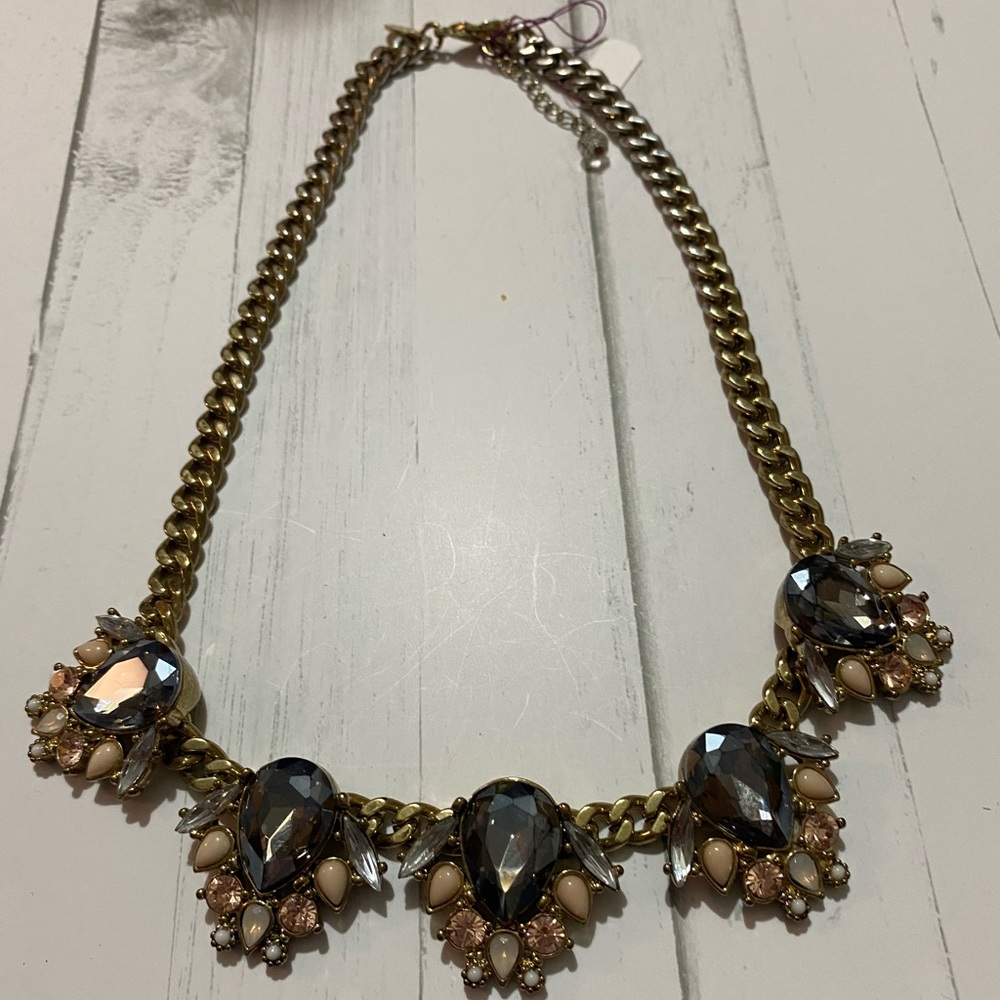 Express vintage necklace